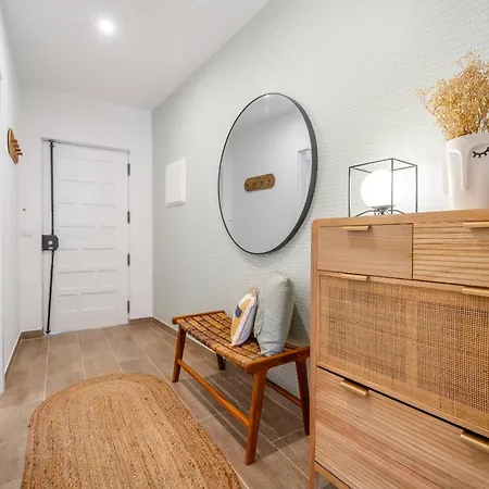 Apartment Palmeiras - 19a By Hellovacations